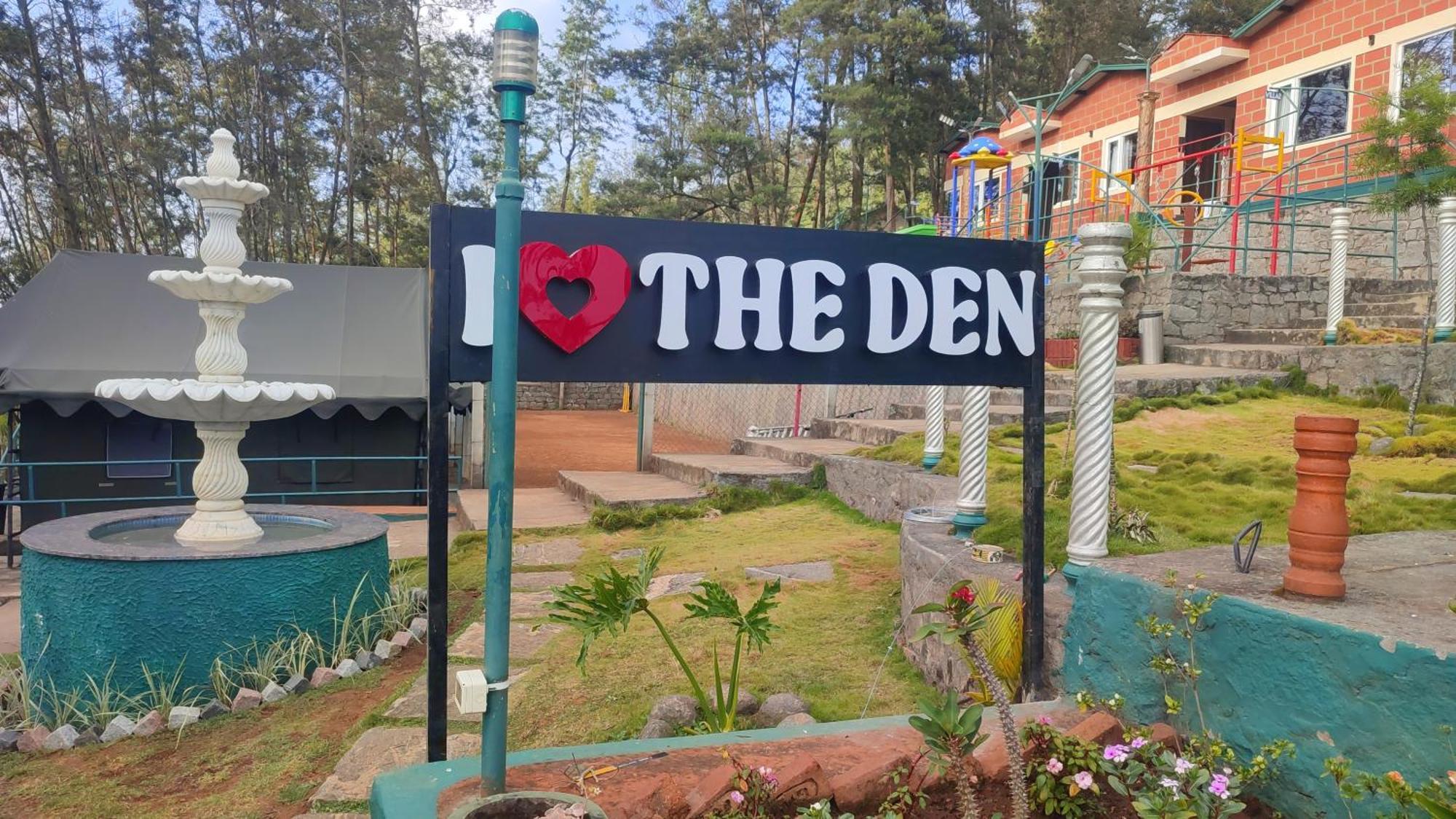 ホテル The Den By Trees コタジリ エクステリア 写真